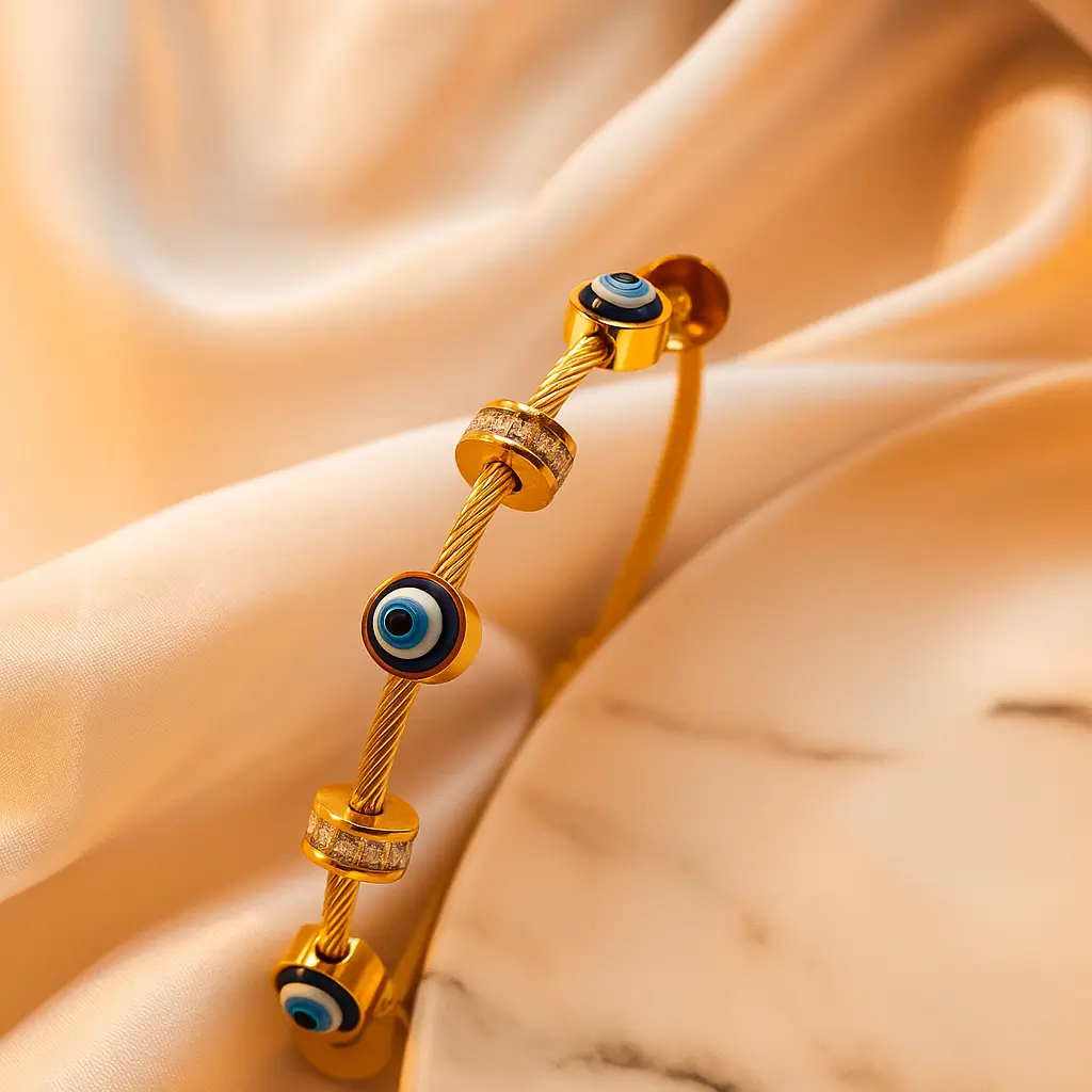 20250827_2214_Elegant Charm Bracelet_remix_01k3p6j5a0eva9rw0yzf91v00g - Ehaanza